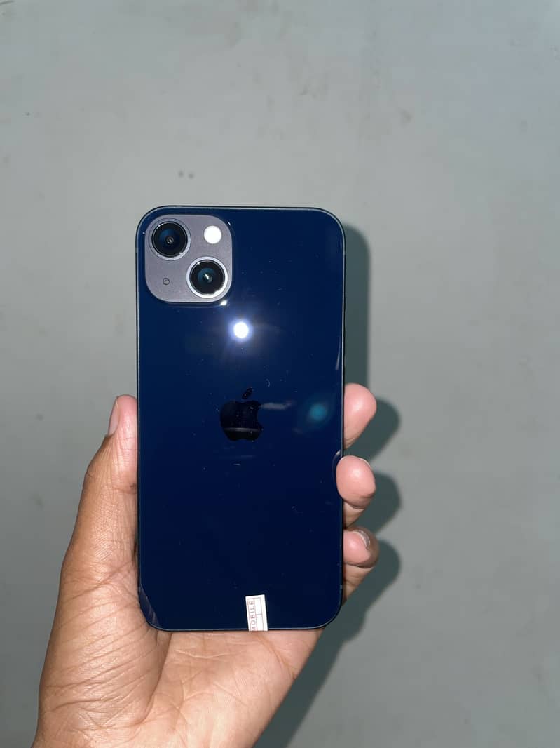 iPhone 13 0