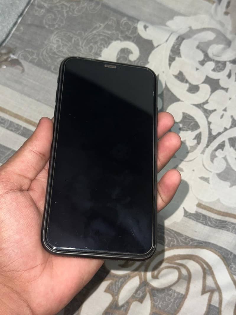 Apple iPhone 11 5
