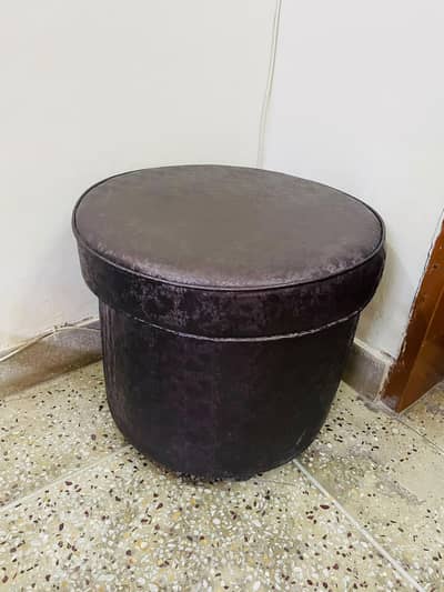 set of two stools