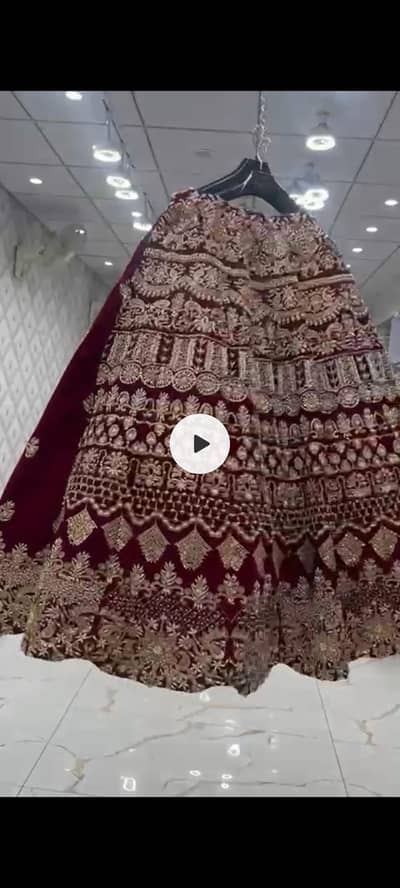 velvet lehga