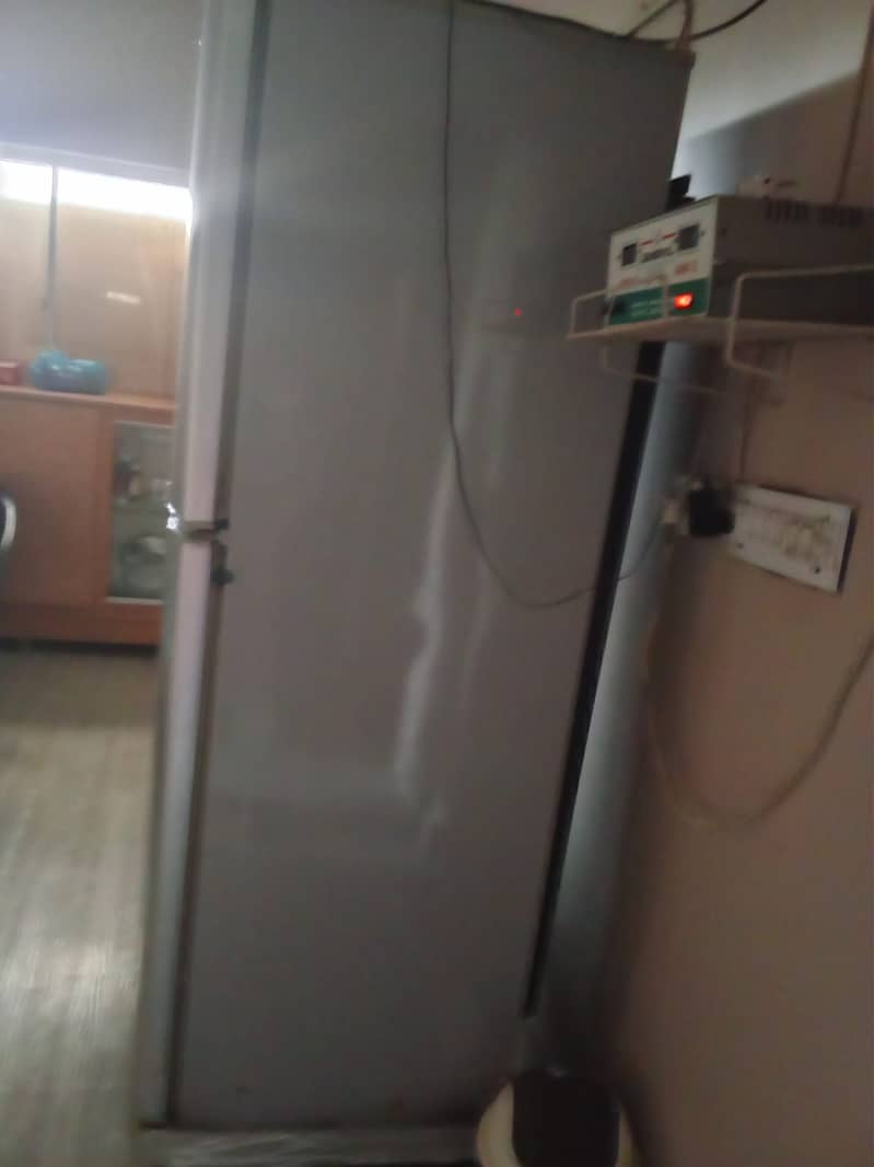 Refrigrator 1