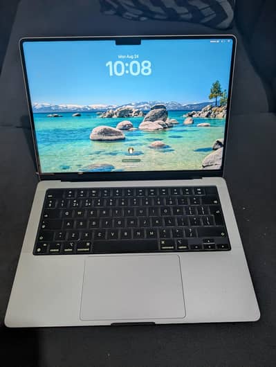 MacBook Pro M3 14" 2023 for sale - 18/512 GB