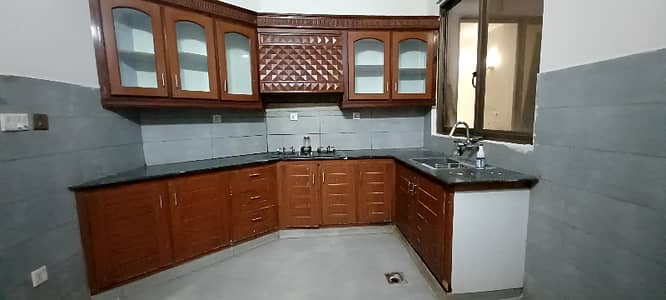 7 Marla Cornor Ground Portion House is Available For Rent in G15 islamabad.