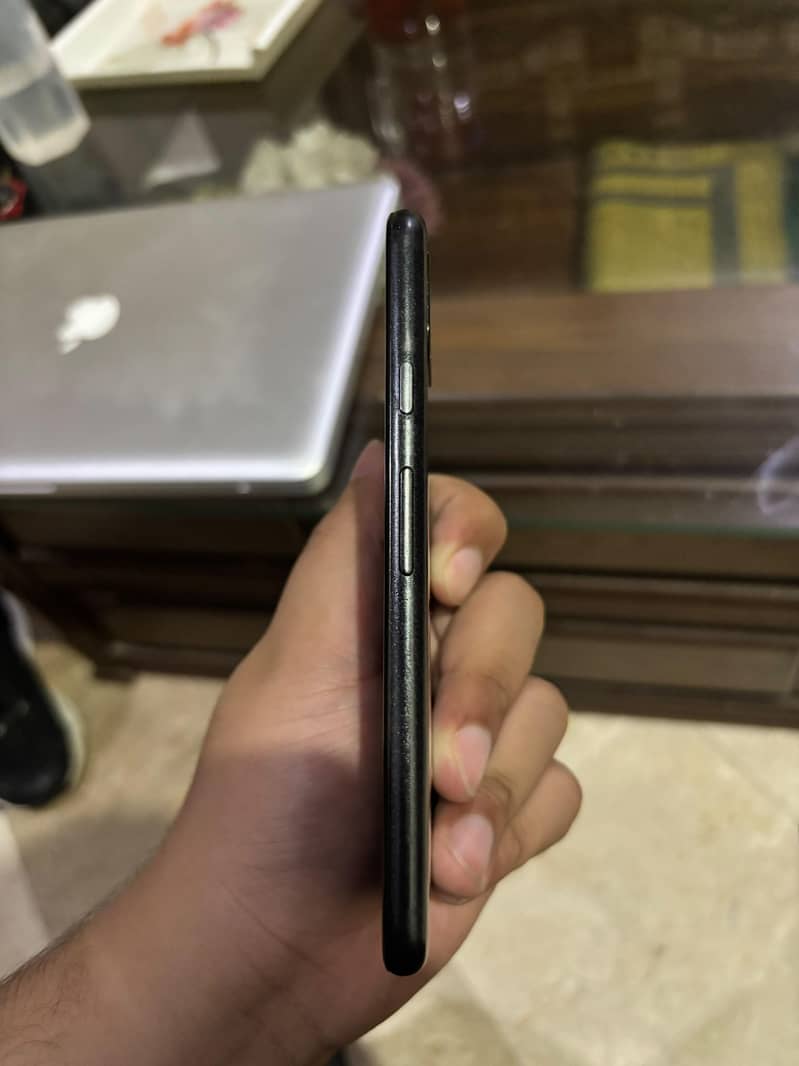 Google Pixel 5 1