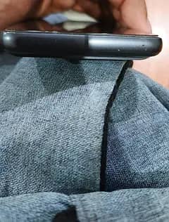 Google Pixel 8 4