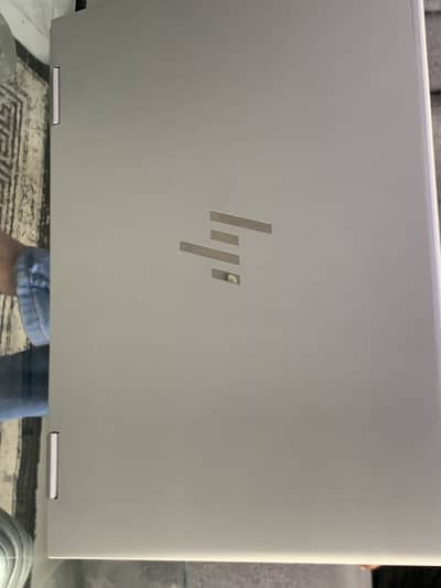 HP laptop core i7 x360