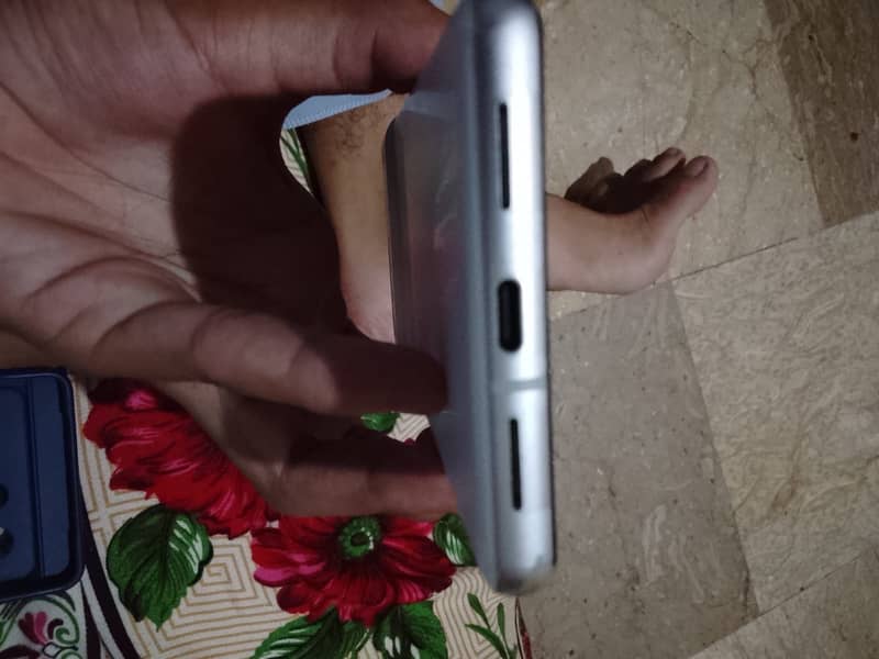 Google Pixel 7 5