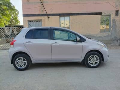 Toyota Vitz 2010