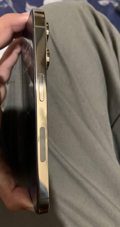 Apple iPhone 14 Pro