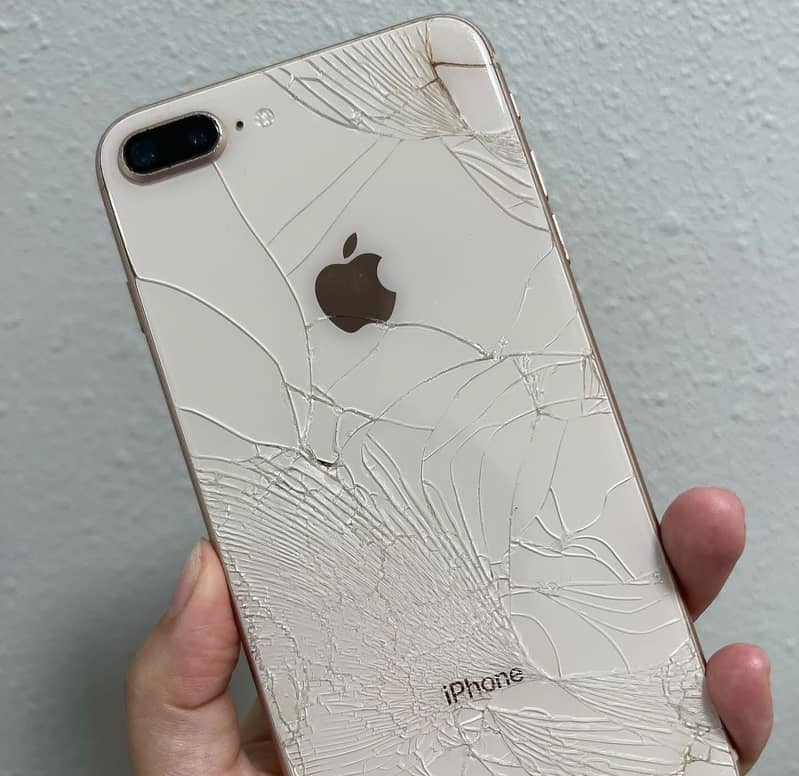iPhone 8 Plus 0
