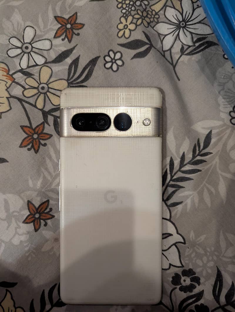 Google Pixel 7 Pro 8