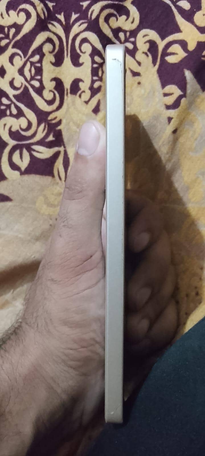 Xiaomi Redmi Note 13 0