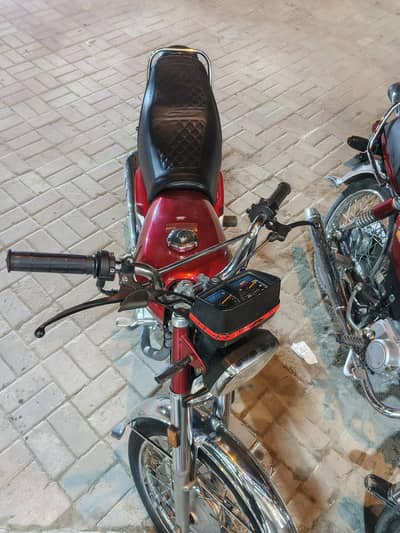 Honda CG125 Red color