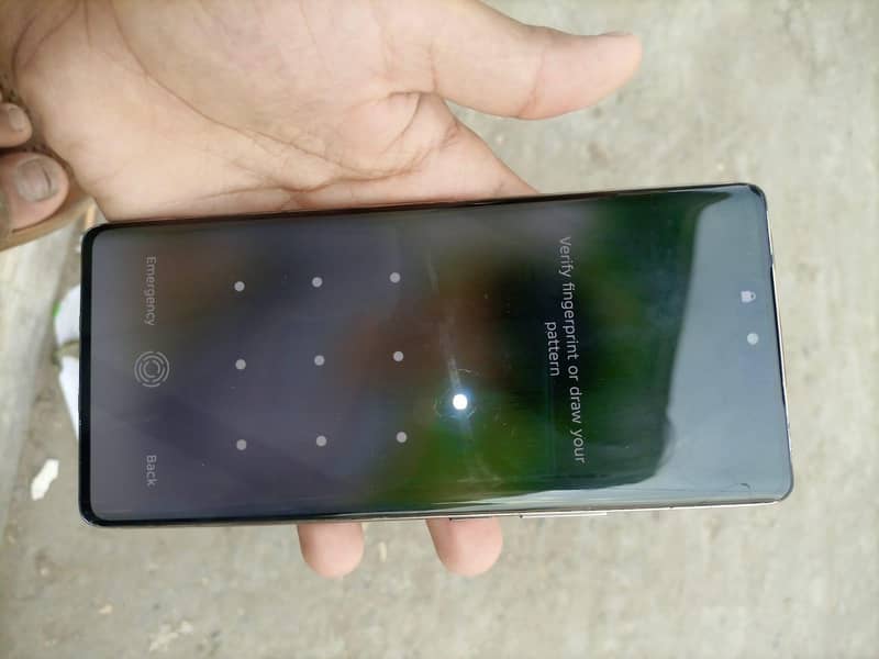 Tecno CAMON 30S 1