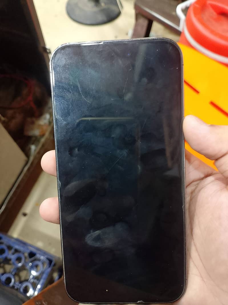 Apple iPhone 14 Pro Max 1