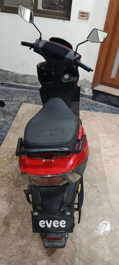 electric scooty