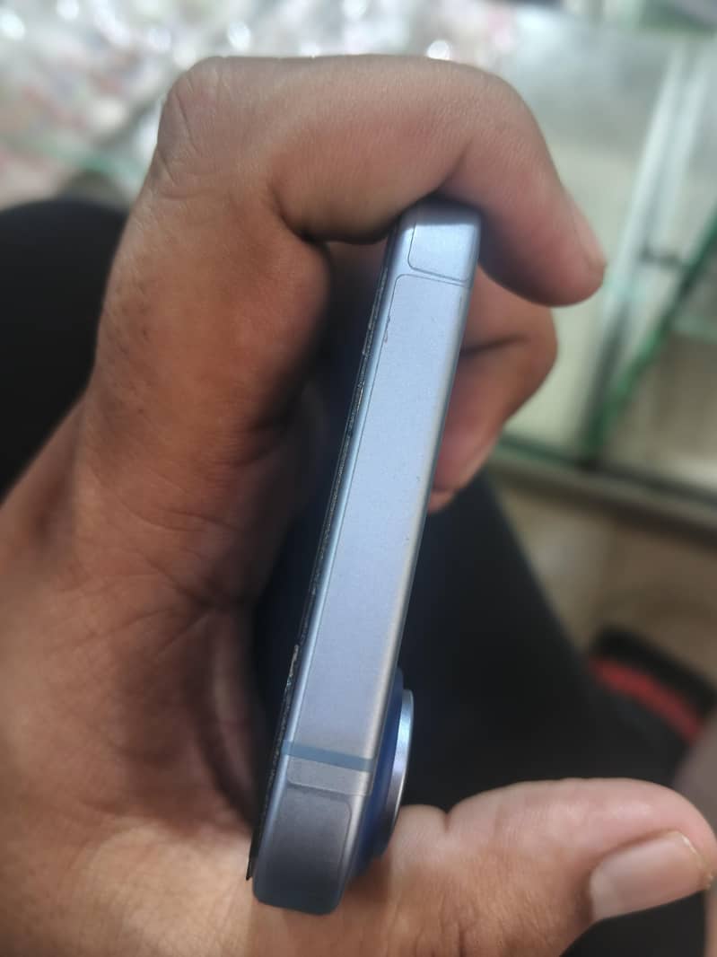 Apple iPhone 17 4