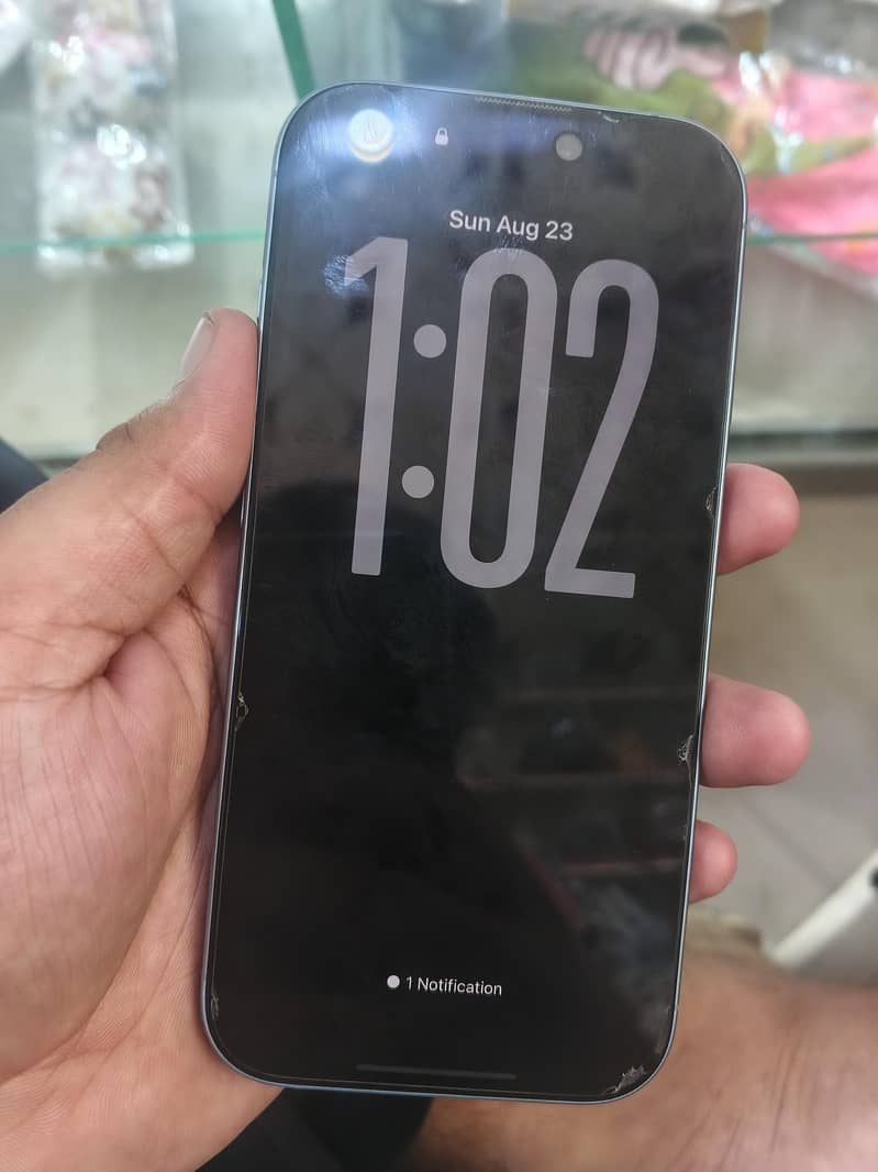 Apple iPhone 17 6