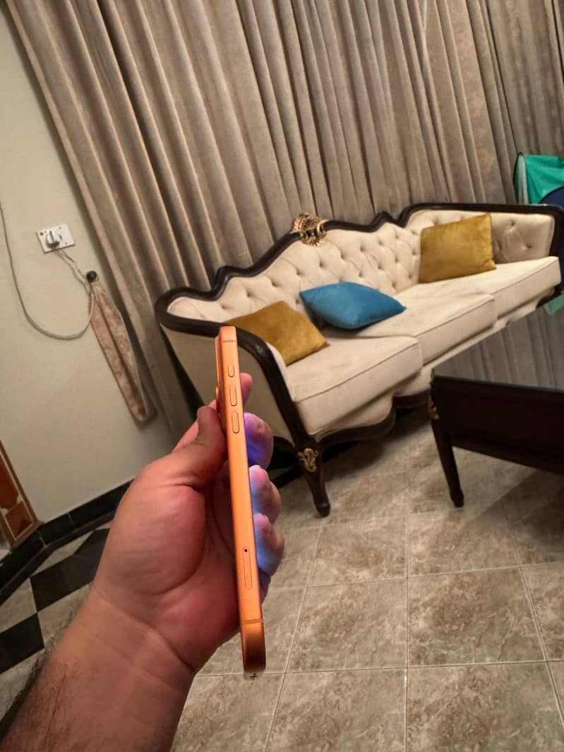 Apple iPhone 17 Pro Max 2