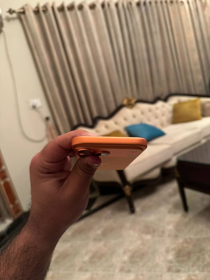 Apple iPhone 17 Pro Max 3