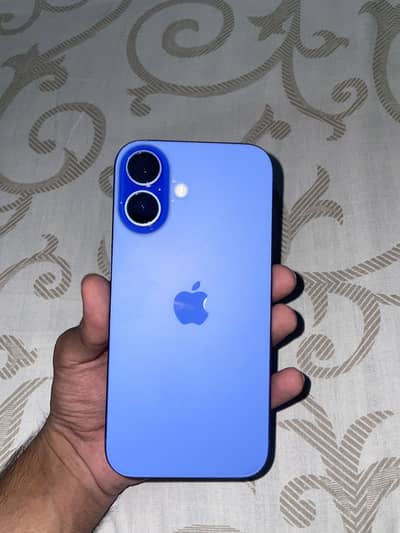 Apple iPhone 16