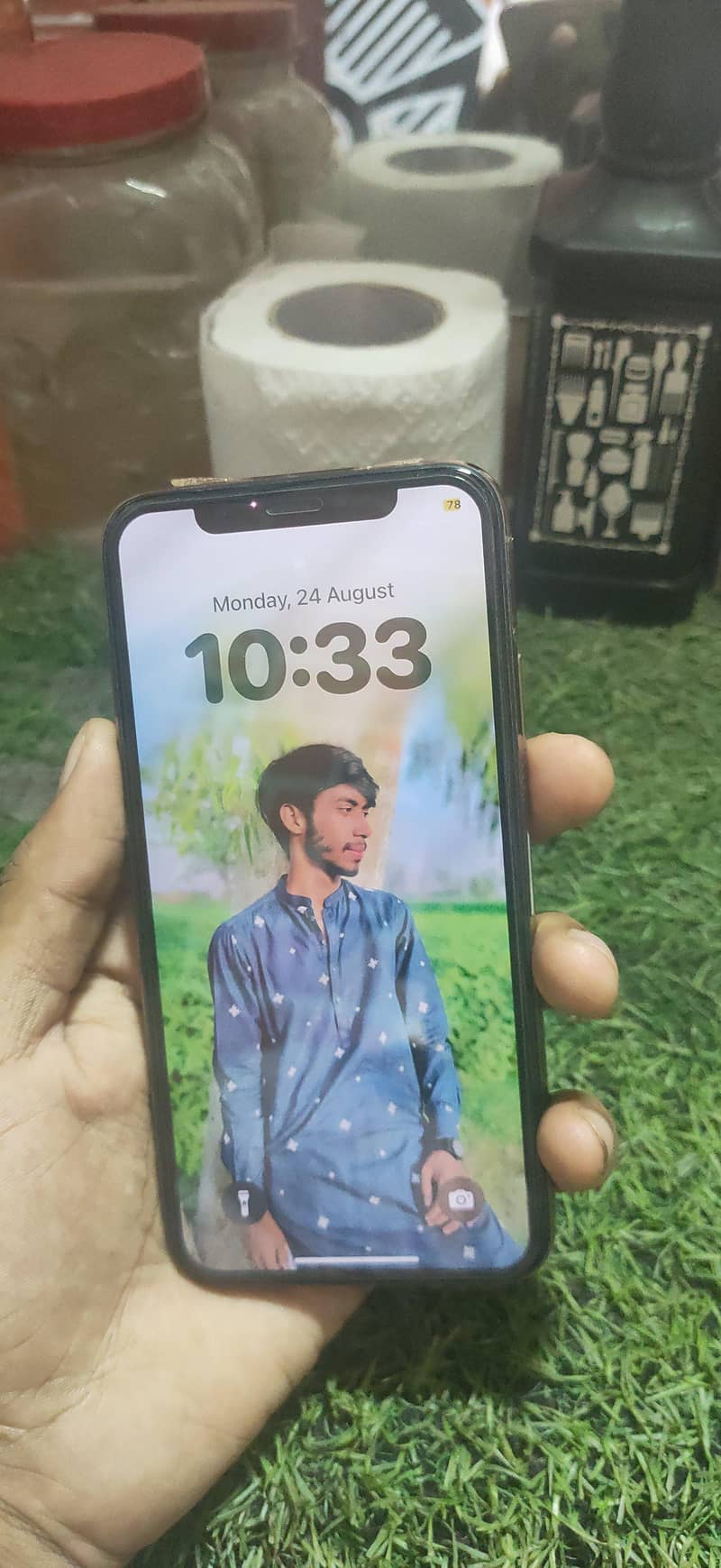Apple iPhone XS 1