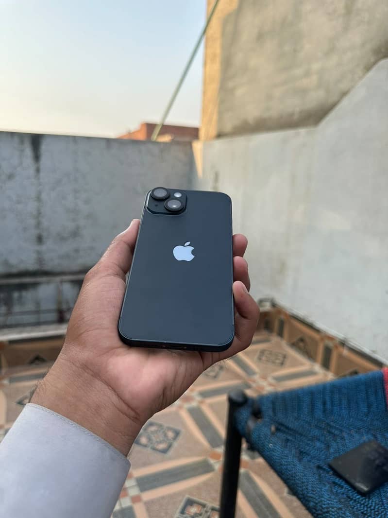 Apple iPhone 14 5