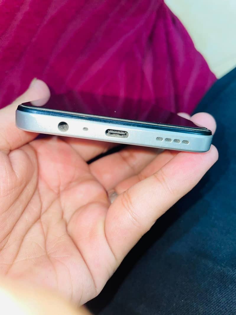 Realme C71 4