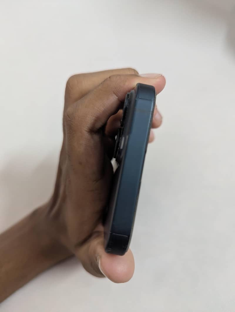 Apple iPhone 14 7