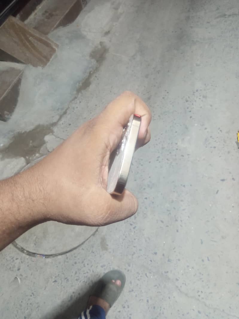 Apple iPhone 12 Pro 1