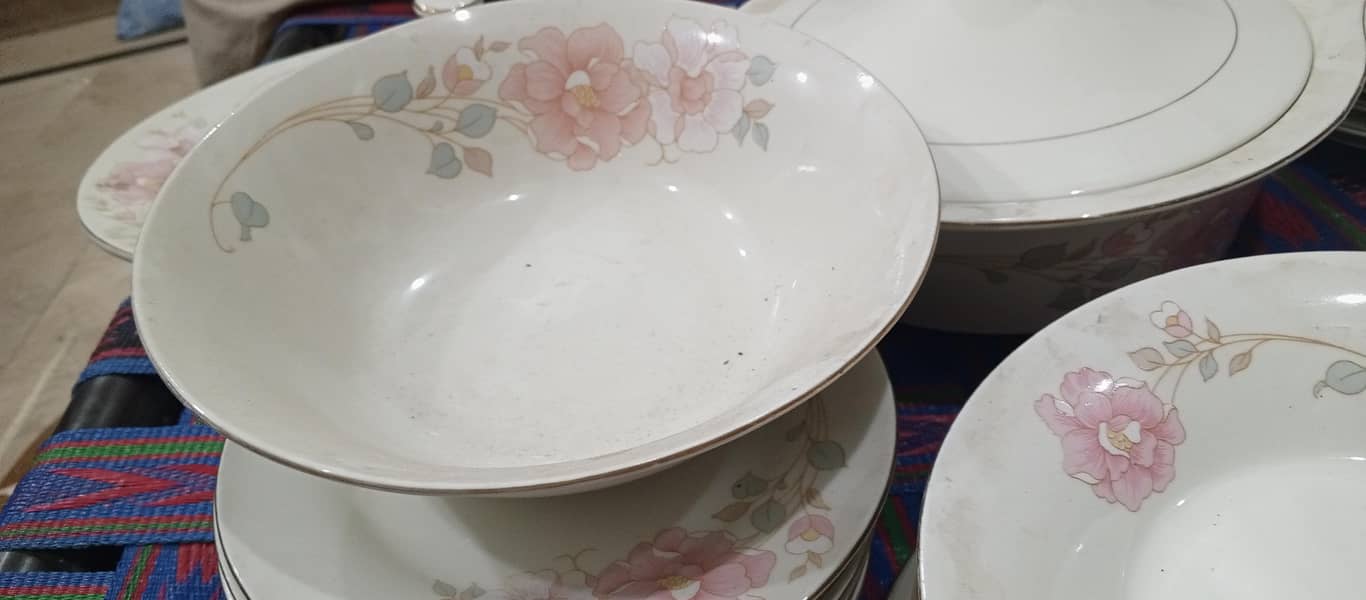 Dinner set 6