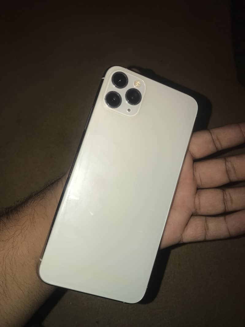 Apple iPhone 11 Pro Max 5