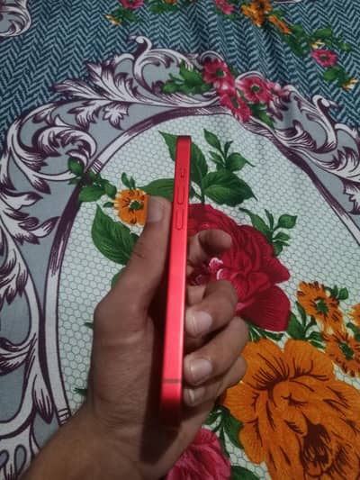 Apple iPhone 14