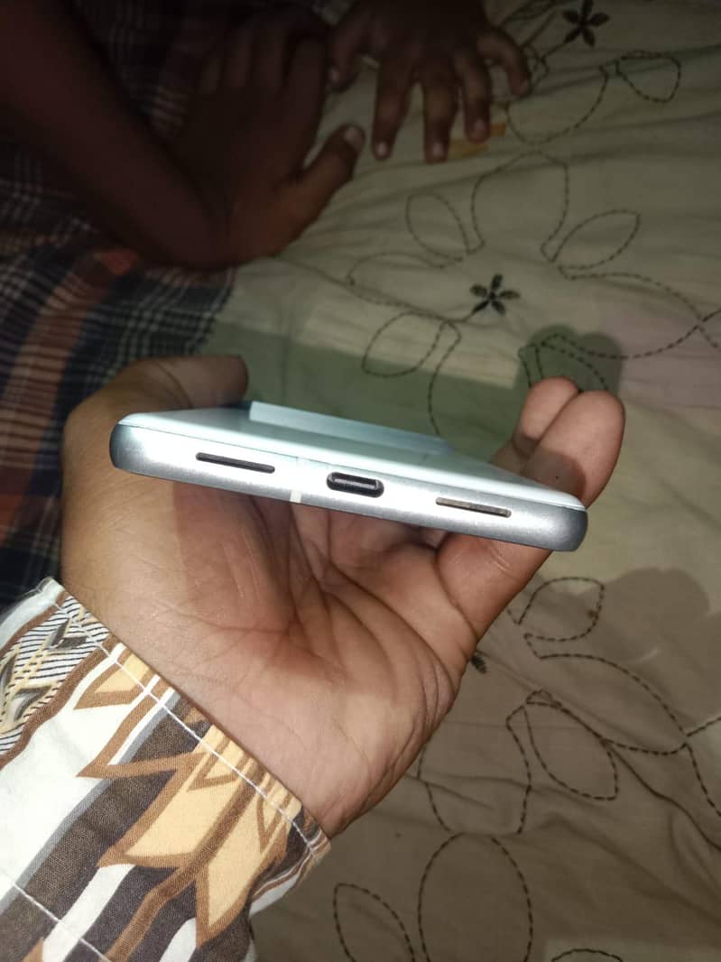 Google Pixel 7 2