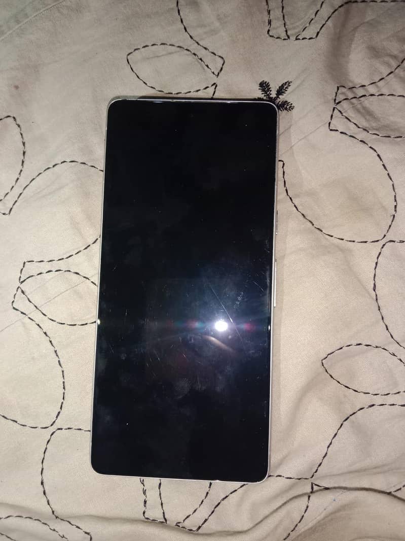 Google Pixel 7 4