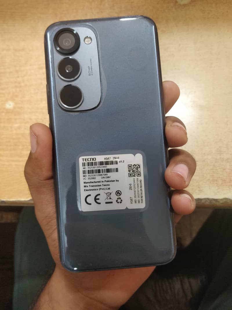 Tecno spark 40 pro plus 0
