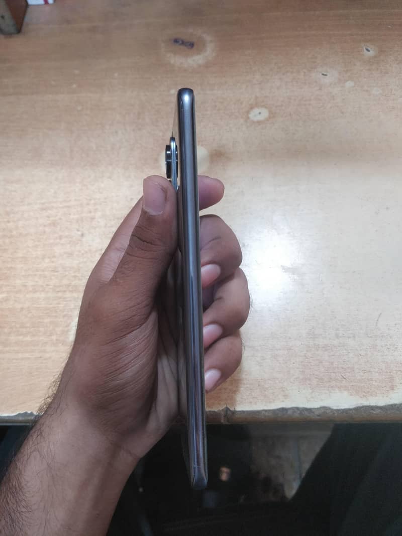 Tecno spark 40 pro plus 3