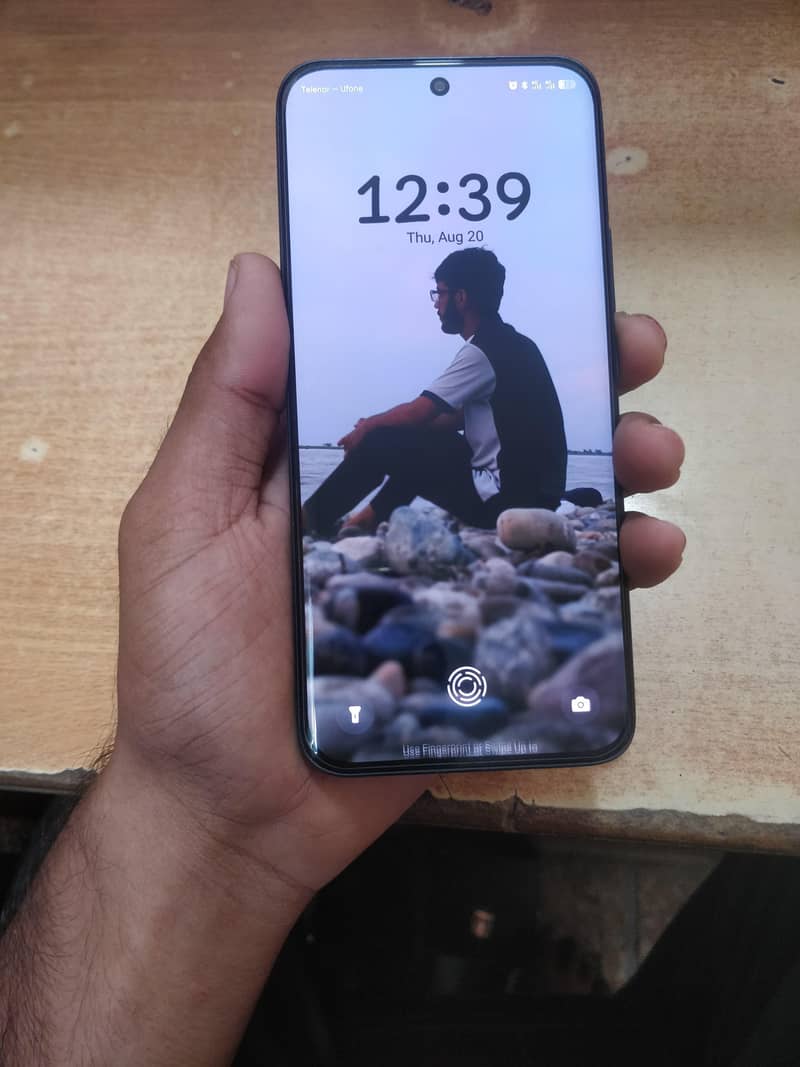 Tecno spark 40 pro plus 4