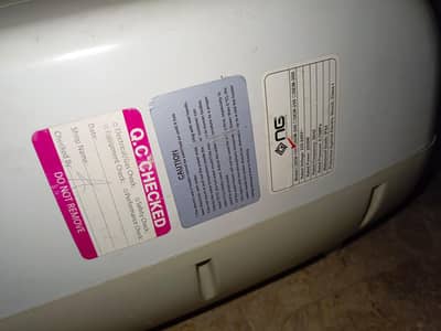 NasGas Instant Electric Water Heater – Used, Good Condition