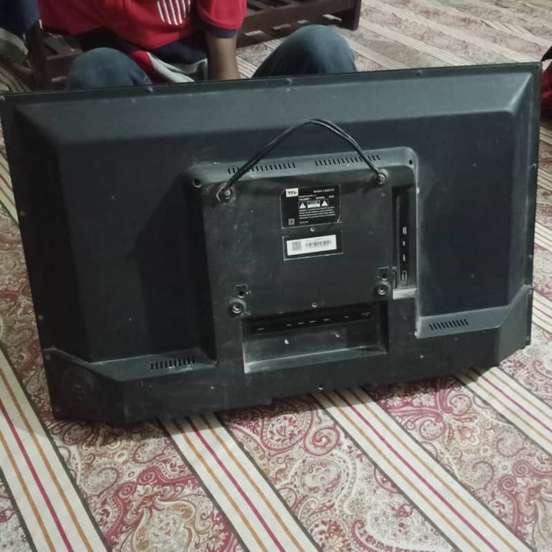 TCL LED 1