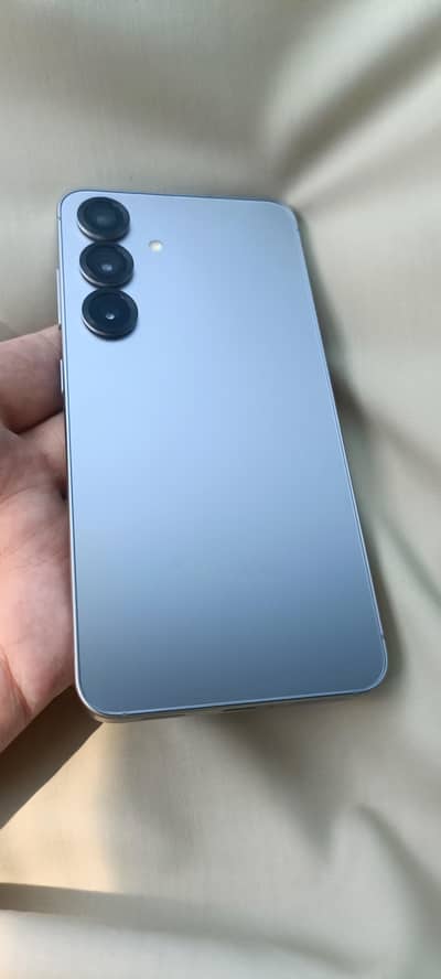 Samsung Mobile S25