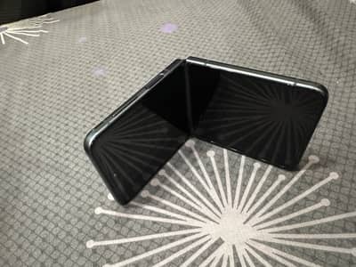 Samsung Mobile Z Flip 3