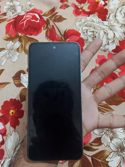 Infinix hot 60i 10 10 condition ok chlta hy 4 month warranty my b hy