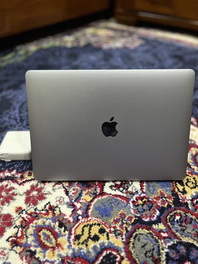 MacBook Pro M1 13”8/256 90%health Touch Bar