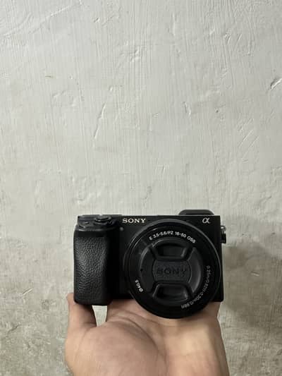 Sony a6400 With Kit Lens