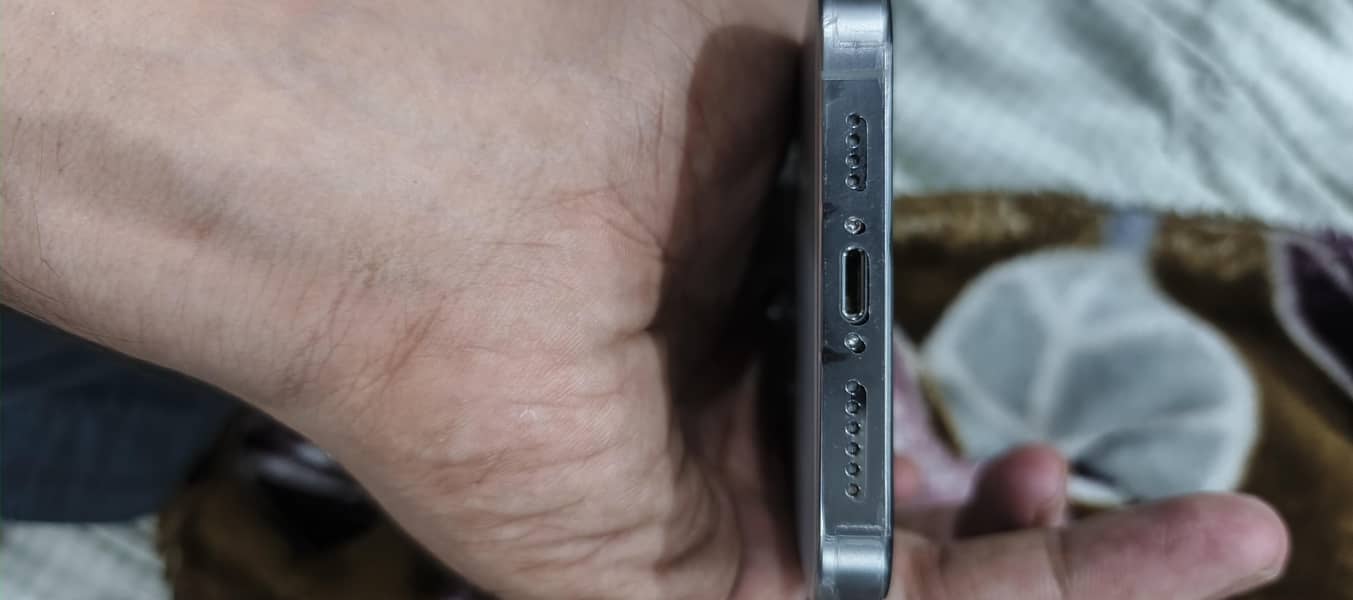 Apple iPhone 14 Pro Max 2
