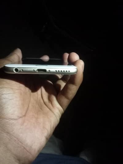 Apple iPhone 6