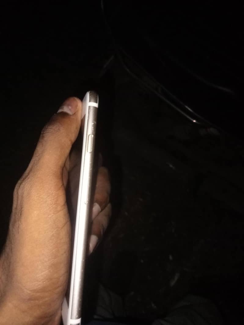 Apple iPhone 6 2