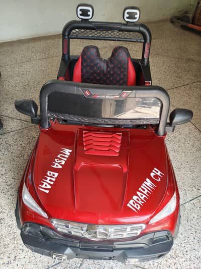 1 month use car . 10/10 condition