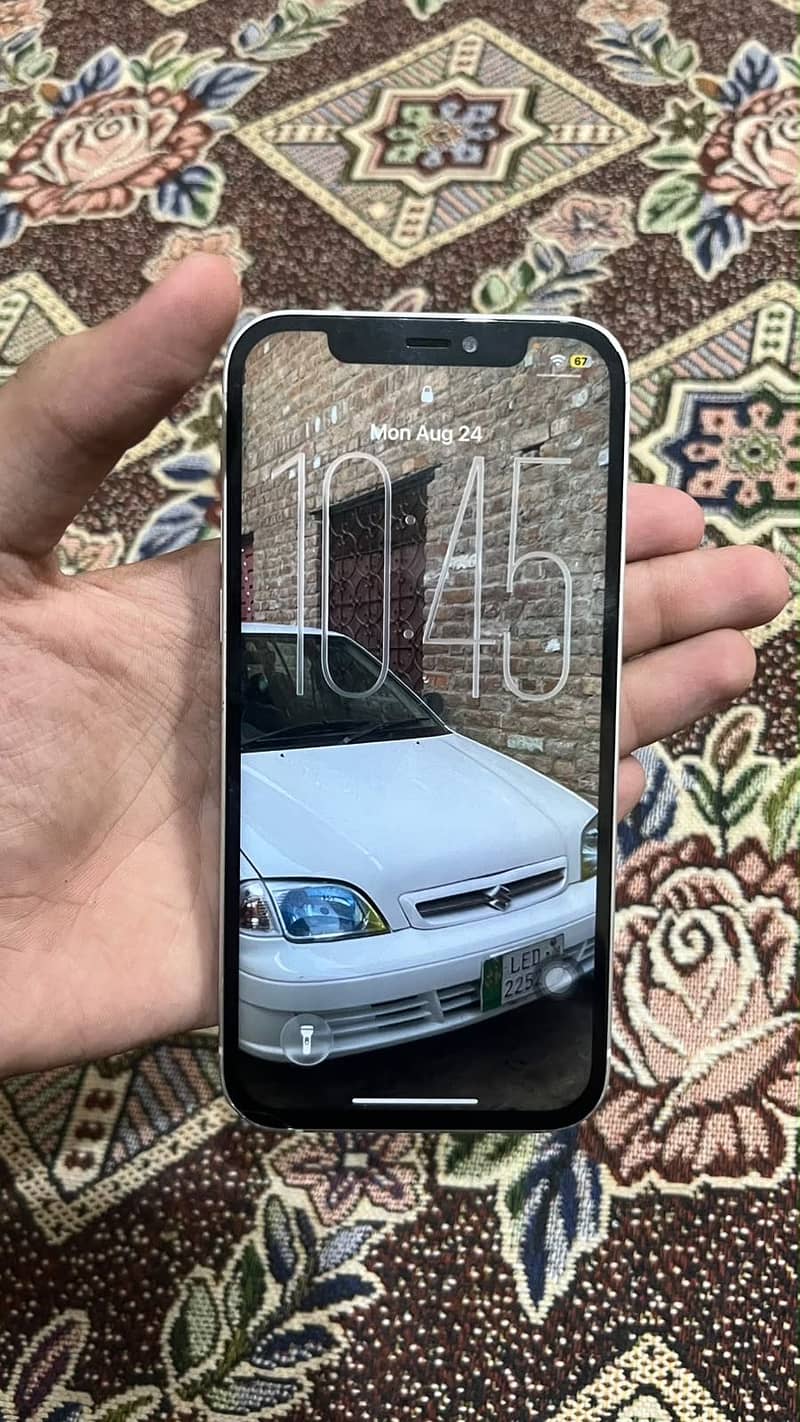 Apple iPhone 12 8